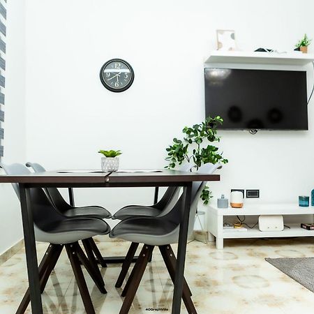 Stylish East Legon Apartment - Ac, Wi-Fi, Netflix Accra Buitenkant foto